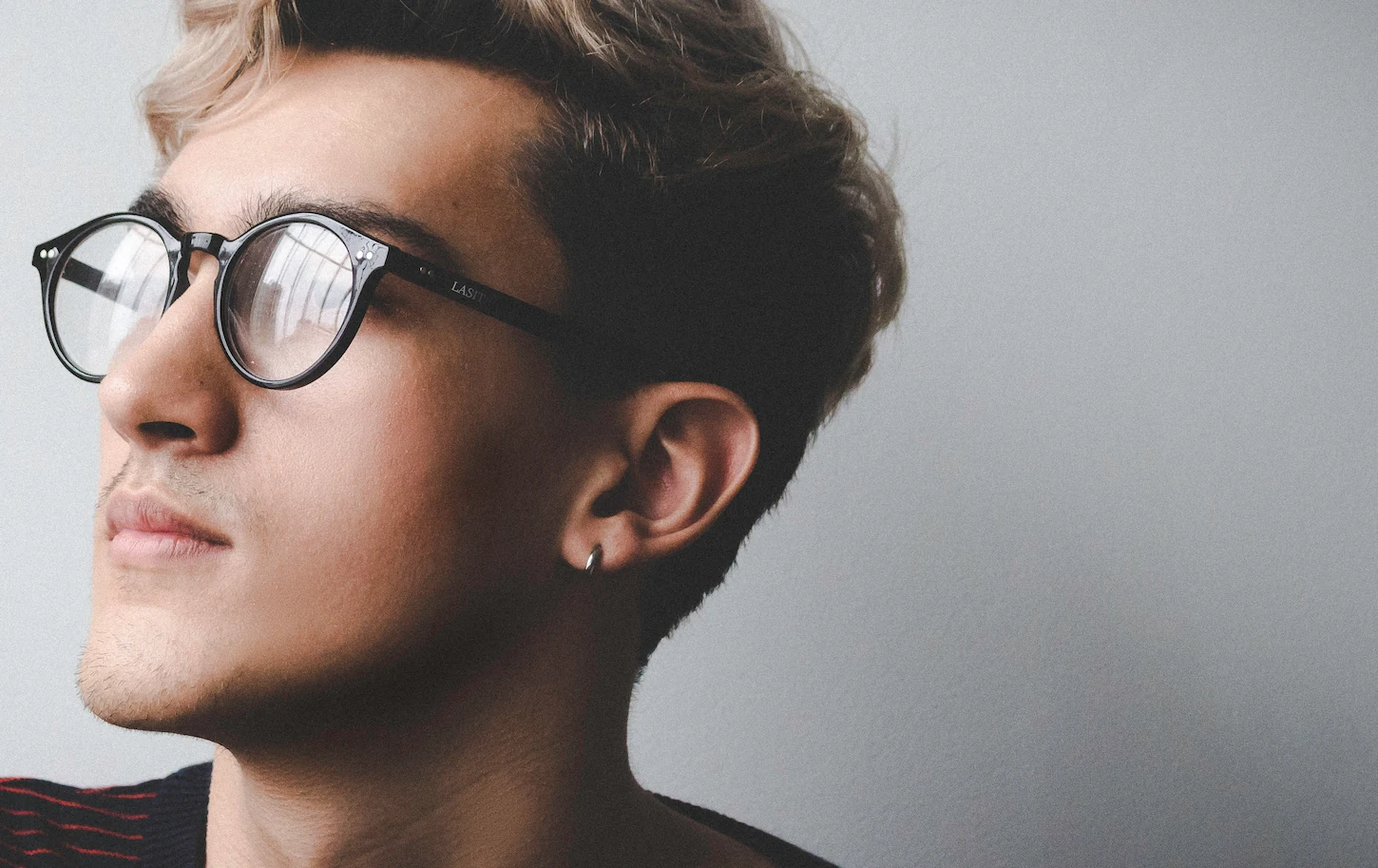 marcatura-laser-occhialeria Startseite